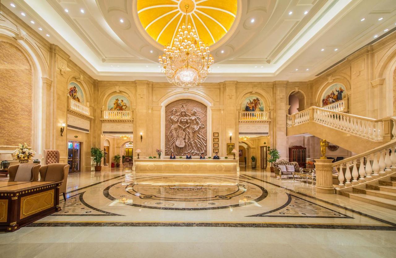 Vienna Hotel Hainan Oriental Avenue Dongfang Bagian luar foto