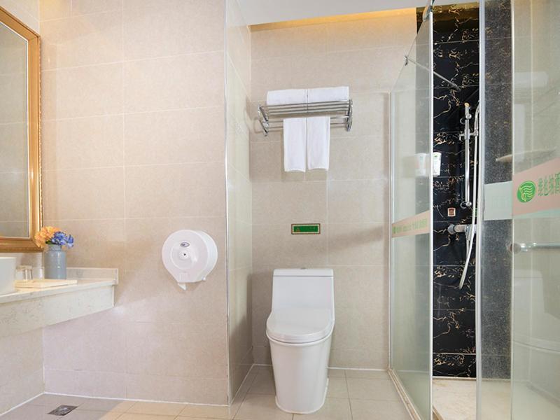 Vienna Hotel Hainan Oriental Avenue Dongfang Bagian luar foto